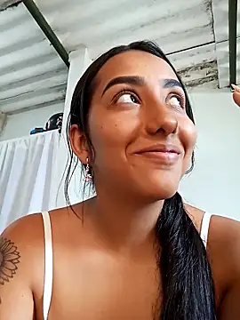 Snapshot of Queen_sofya chatting on 01-06-26, 06:34 Queen sofya online show from 01-06-26, 06:34