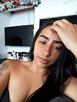 Snapshot of Queen_sofya chatting on 12-16-25, 05:50 Queen sofya online show from 12-16-25, 05:50