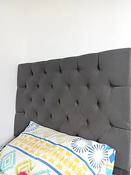 Snapshot of Queen_sofya chatting on 10-20-25, 07:25 Queen sofya online show from 10-20-25, 07:25