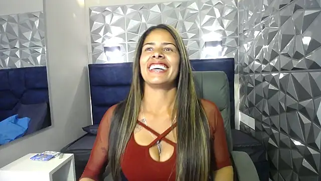 nairobi8 online show from 12-22-25, 09:04