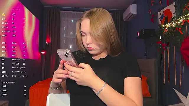 RebeccaEglitis online show from 02-10-26, 04:06