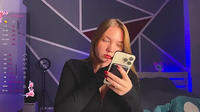 RebeccaEglitis online show from 11-24-25, 04:40