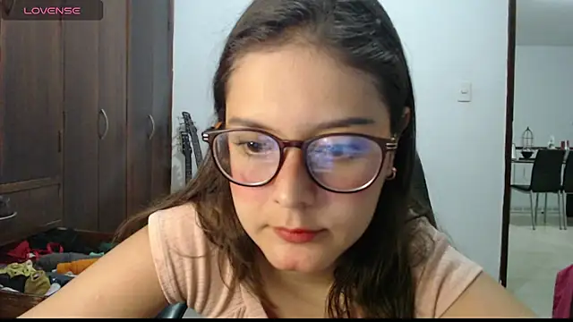 CarlaLorez online show from 03-17-26, 01:08