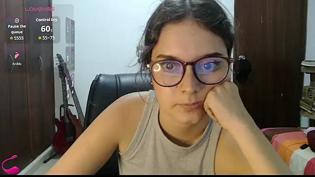 CarlaLorez online show from 05-31-26, 02:17