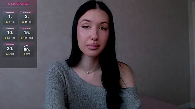 Snapshot of Isabella_Fontana chatting on 10-13-25, 07:54 Isabella Fontana online show from 10-13-25, 07:54