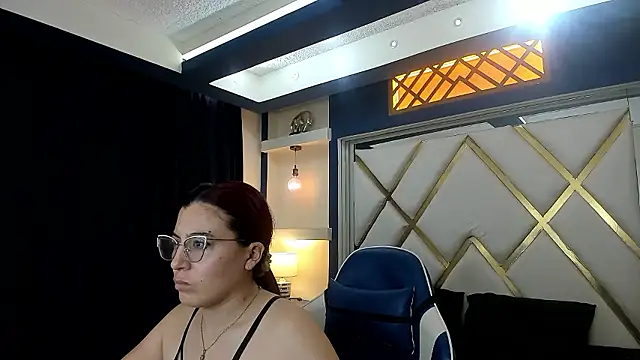 Snapshot of allison_mc chatting on 01-18-26, 03:54 allison mc online show from 01-18-26, 03:54