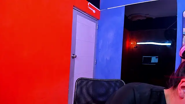 Snapshot of allison_mc chatting on 02-24-26, 11:49 allison mc online show from 02-24-26, 11:49