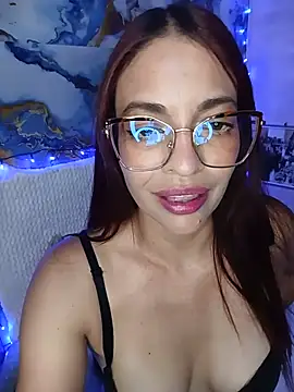 Snapshot of cerecita_anna chatting on 06-19-26, 10:47 cerecita anna online show from 06-19-26, 10:47