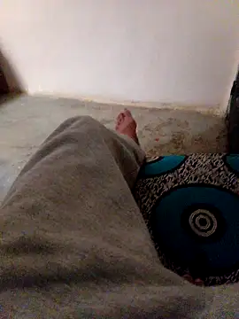 latarak321 online show from 10-13-25, 05:25