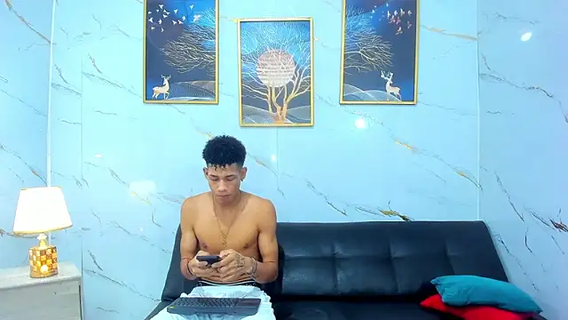 Little nicoll online show from 05-31-26, 08:31