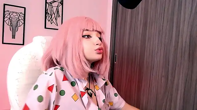 EmuOtori online show from 10-10-25, 11:44