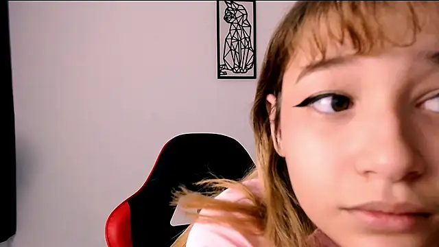 EmuOtori online show from 01-07-26, 12:32