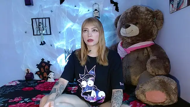 Himiiko toga online show from 10-12-25, 08:21