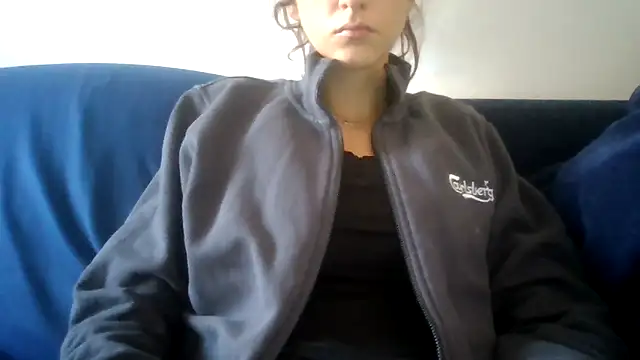 SuperValentina online show from 10-17-25, 02:30