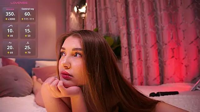 LureOfEva online show from 10-11-25, 09:27