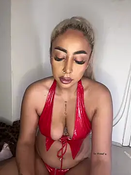 Snapshot of zara_bellexx chatting on 01-31-26, 08:18 zara bellexx online show from 01-31-26, 08:18