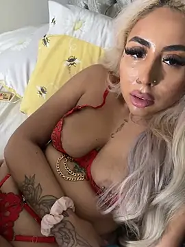 Snapshot of zara_bellexx chatting on 02-28-26, 04:34 zara bellexx online show from 02-28-26, 04:34