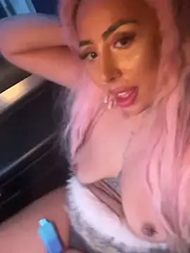 Snapshot of zara_bellexx chatting on 12-20-25, 07:55 zara bellexx online show from 12-20-25, 07:55