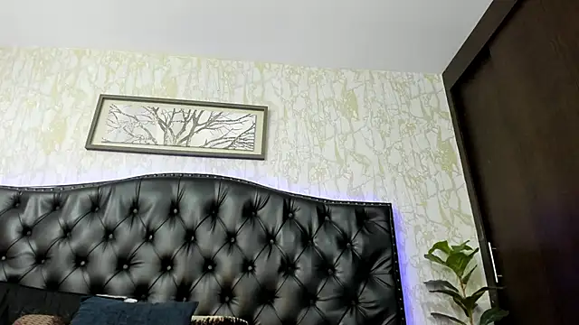 DenzelRios online show from 04-12-26, 01:31