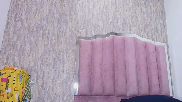 lilylovely  online show from 11-04-25, 07:28