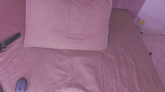 lilylovely  online show from 11-20-25, 07:14