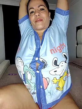 karla-bruni online show from 04-10-26, 10:11