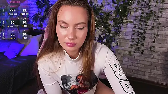  BellaClark online show from 03-20-26, 08:32