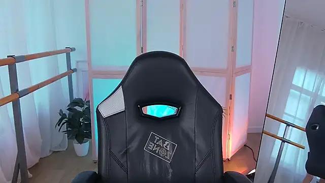 Amber  lust online show from 10-09-25, 01:44