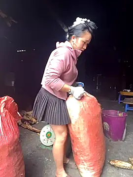 miemie-xx online show from 11-15-25, 01:42