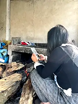 miemie-xx online show from 11-27-25, 01:17