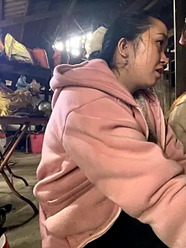 miemie-xx online show from 11-19-25, 02:55