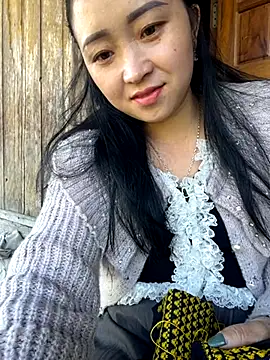 miemie-xx online show from 11-28-25, 01:39