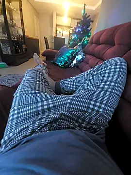 Merlin2310 online show from 12-02-25, 05:36