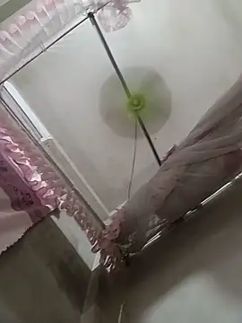 ladzy sexy online show from 06-19-26, 05:30