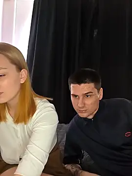 Sweet Little Lie online show from 10-14-25, 02:23