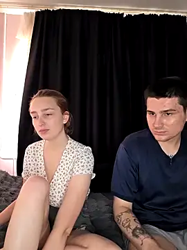 Sweet Little Lie online show from 10-26-25, 06:58