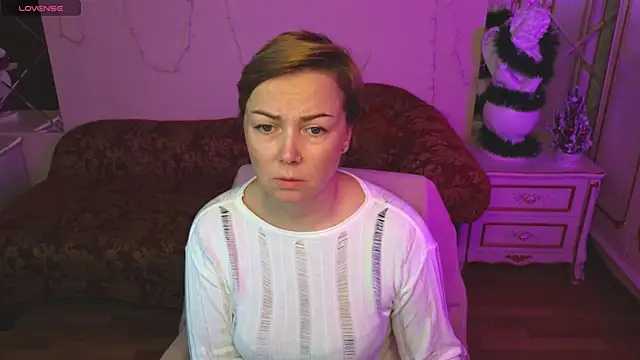 Viola Rayden online show from 01-09-26, 04:41