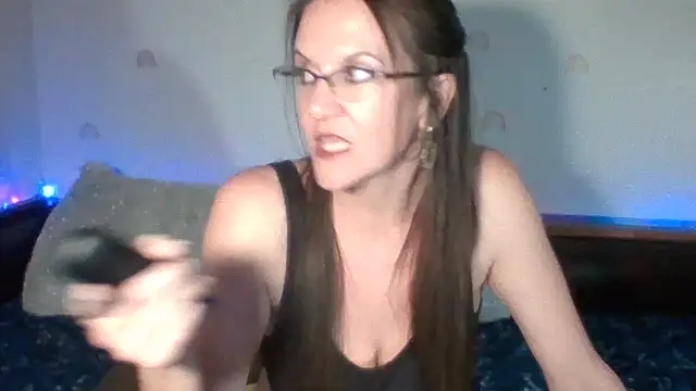 easy briezy online show from 01-13-26, 02:26