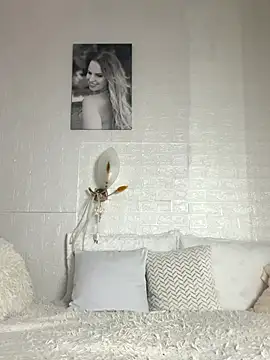 MIRAA LUV online show from 10-25-25, 07:36