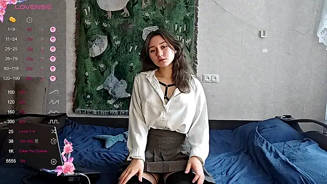 MiaLovelyOne online show from 02-09-26, 11:52