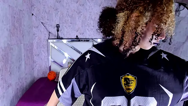 benny wilson online show from 10-31-25, 03:25