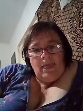 Snapshot of MilaCold5443 chatting on 05-07-26, 06:33 MilaCold5443 online show from 05-07-26, 06:33