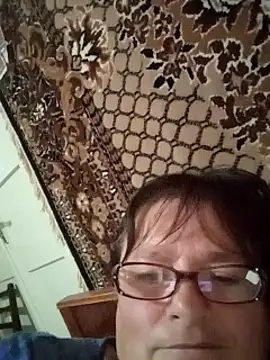 Snapshot of MilaCold5443 chatting on 05-12-26, 06:43 MilaCold5443 online show from 05-12-26, 06:43