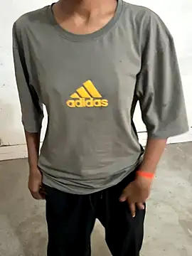 Snapshot of Rani_hot2 chatting on 10-31-25, 07:27 Rani hot2 online show from 10-31-25, 07:27