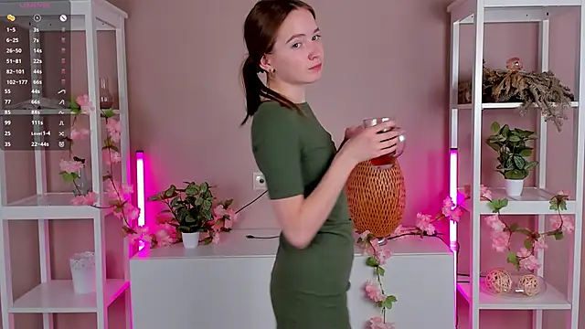 LittleCutieSandy online show from 10-17-25, 03:10