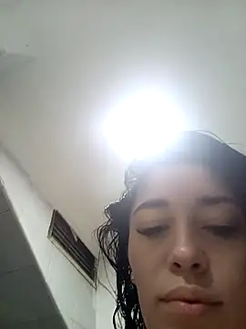 AbbyLewiis online show from 10-29-25, 11:09