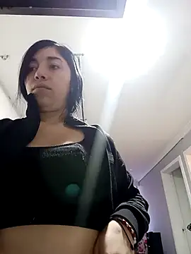 AbbyLewiis online show from 11-14-25, 11:25