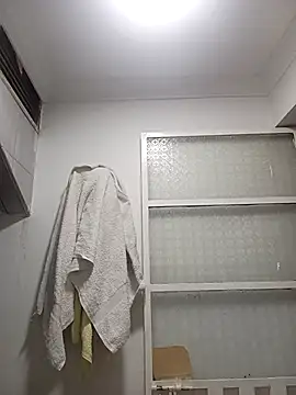 AbbyLewiis online show from 11-29-25, 10:04