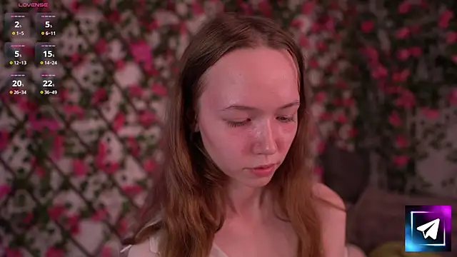 Petite Polly online show from 11-30-25, 06:09