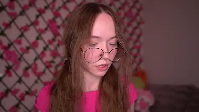 Petite Polly online show from 10-15-25, 08:17